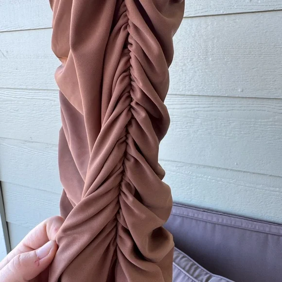 NWT Elegant Ruched Brown Dress - Picture 7 of 11